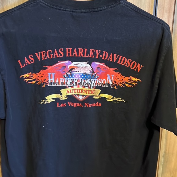 Like new Harley Davidson short sleeve tee shirt. Medium - Picture 2 of 3
